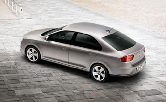 SEAT Toledo Side Shot